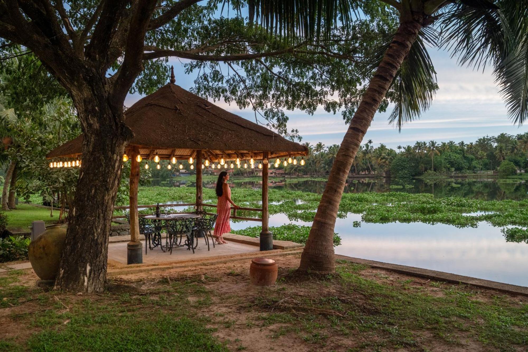 Baymaas Lake House Kochi 外观 照片
